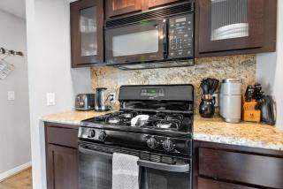 Bright Oak Cabin by Rather Be Properties - Green Valley Lake - 3