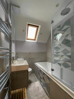 Surrey Hills Lodge - Ewhurst - 3