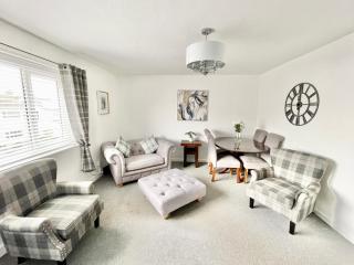 Cae Glas Apartments - Holyhead - 0