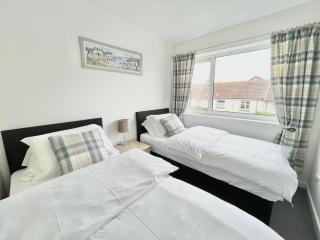 Cae Glas Apartments - Holyhead - 4