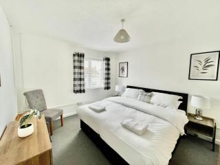 Cae Glas Apartments - Holyhead - 7