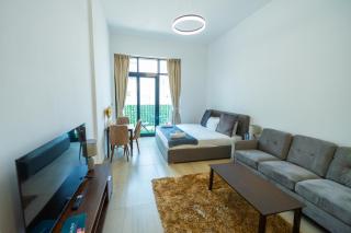 Le Petit Village !Cozy Yet Spacious Studio Apartment! - Dubai - 9