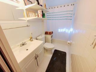 A Peaceful Stay In Miami - 1