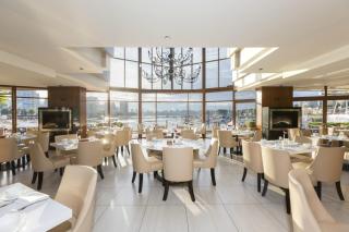 Granville Island Hotel - 1