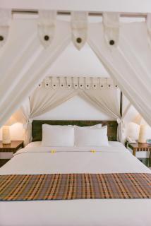 Legong Keraton Beach Hotel - Canggu - 1