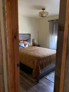 ParkWay Yellowstone Guest House Apartment #3 - Gardiner - 1