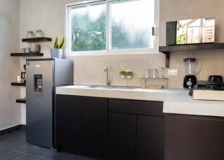 Departamento amplio, privado y completo - 4