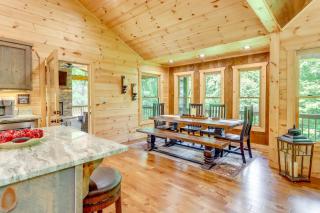 Cabin Near Blue Ridge with Fire Pit and Large Deck - Mineral Bluff - 2