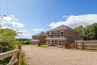 The Orchard - Spacious 5 Bed - Burton-upon-Trent - 4