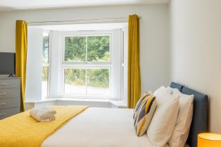 The Orchard - Spacious 5 Bed - Burton-upon-Trent - 9