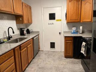 Comfort & Quiet in a central location - Elizabeth City - 1