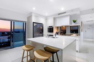 Soul Surfers Paradise - Self Contained & Privately Managed - Gold Coast - 5