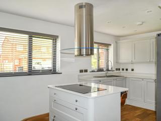 The Hideaway - Chapel Saint Leonards - 2