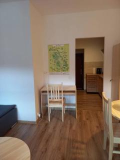 Przytulny Apartament z Balkonem - Duszniki Zdrój - 3