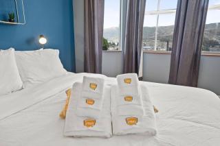 Beautiful Spacious House 2BR / 4BR in Silver Terrace - San Francisco - 2