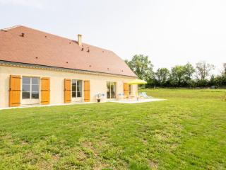 Maison familiale avec terrasse, clim et jeux enfants en Périgord - FR-1-616-334 - Sainte-Orse - 0