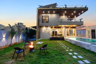 The Rose Gold by VEO - Part of StayVista - Jaipur - 8