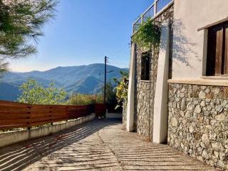 Traditional House with Mountain View - Dierona Village - Dierona - 7