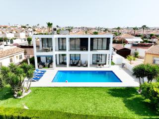 Luxury villa with large swimming pool and outdoor area - San Fulgencio - 8