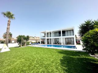 Luxury villa with large swimming pool and outdoor area - San Fulgencio - 5
