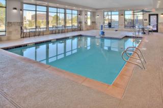 Hampton Inn Suites Flagstaff East - Flagstaff - 2