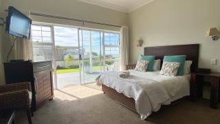 Sir Roys Guesthouse At The Sea - 2