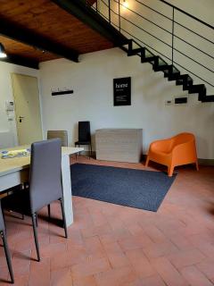 LA VILLA APARTMENTS - Convenient for Sardinia and Corsica - 4-5 beds -Private Parking included with Camera - Livorno - 5