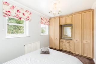 Harborne Queen Elizabeth hospital home - 4