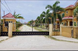 Glenmuir La Ville - Gated Com May Pen - May Pen - 7