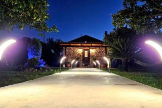 Patras stonehouse with large yard - Πέτρινο σπίτι με αυλή - 1