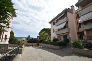 Rada - Zona mare con clima, posto auto e terrazza - Marina di Campo - 8