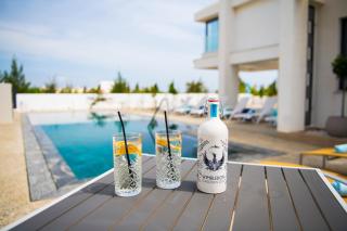 Billy's Place Protaras Luxury Villa with private pool with heated pool option for autumn and winter months - Paralimni - 3