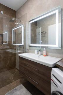 Lux oasis with private parking - Zagreb - 2