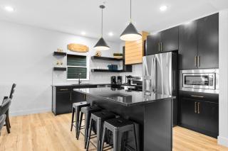Cedar Shores home - Hollister - 2