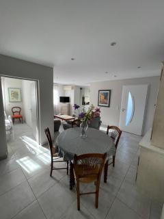 Petite maison près du centre - LʼIsle-sur-la-Sorgue - 3