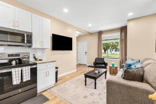 New! Luxury 1BR Flat near Downtown Mount Clemens - 7