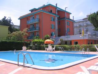 Hotel Altinate - Lido di Jesolo - 0