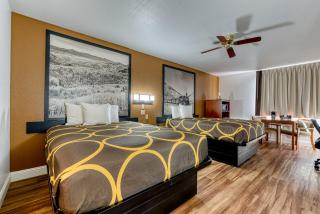 Super 8 by Wyndham Alamosa - Alamosa - 3