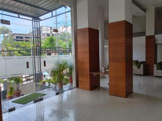 Hotel Autumn Crocus - 2