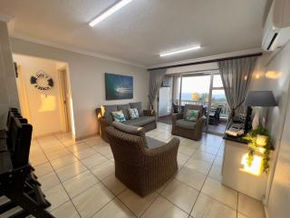 196 Laguna La Crete - Uvongo Beach - 2