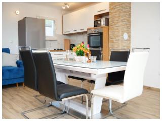 House Luketini dvori - 5