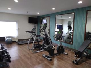Holiday Inn Express Hotel & Suites Albuquerque Midtown by IHG - Albuquerque - 7