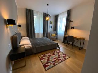 Comfort Garden View Apartment - 9