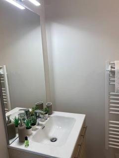 Superbe studio centre ville * clim * WIFI * Haut de gamme * - Angoulême - 4