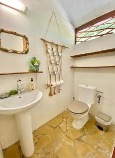Poe Guesthouse - Avatoru - 3
