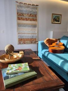 GREEN ROSE Quiet Spacious Lakeside Carpark Exceptional 70m2 - Canberra - 6