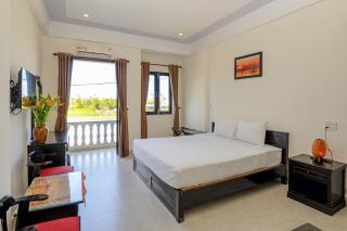 Blue River Boutique Hoi An Hotel - 1