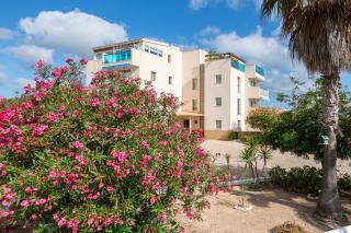 Apartamentos Catalina - Es Pujols - 0