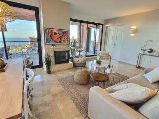 NEW LUXURIOUS APARTMENT + 2 BEDROOMS + SEA VIEW + POOL - Sitio de Calahonda - 0
