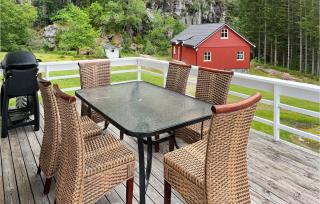 Lovely Home In Kollungtveit - 9